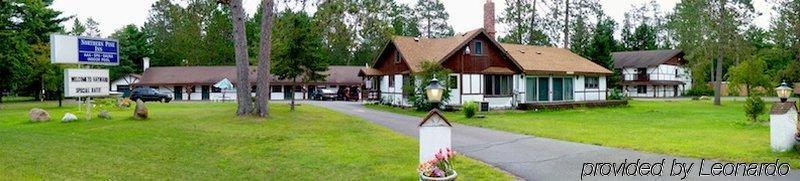 Northern Pine Inn Hayward Exterior foto